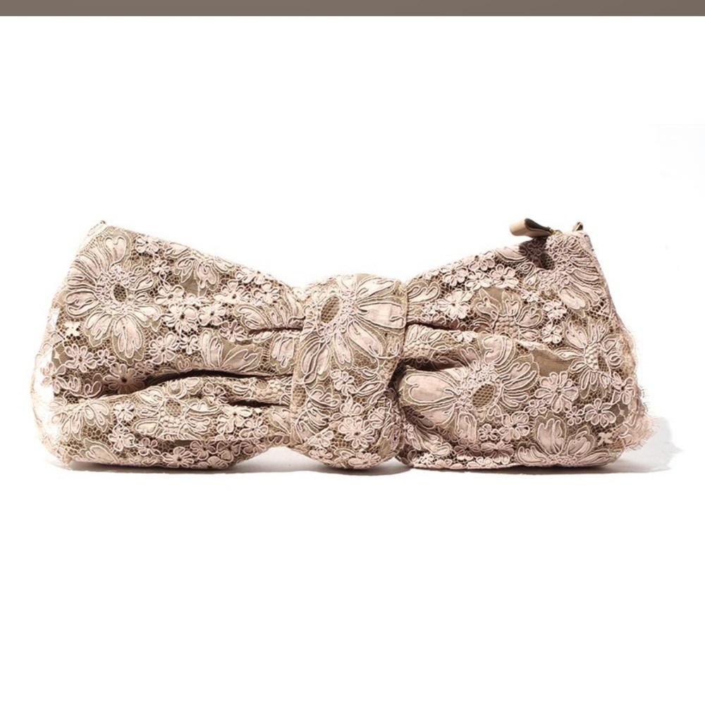 Valentino Garavani Barbiecore Lace Bow Large Clutch